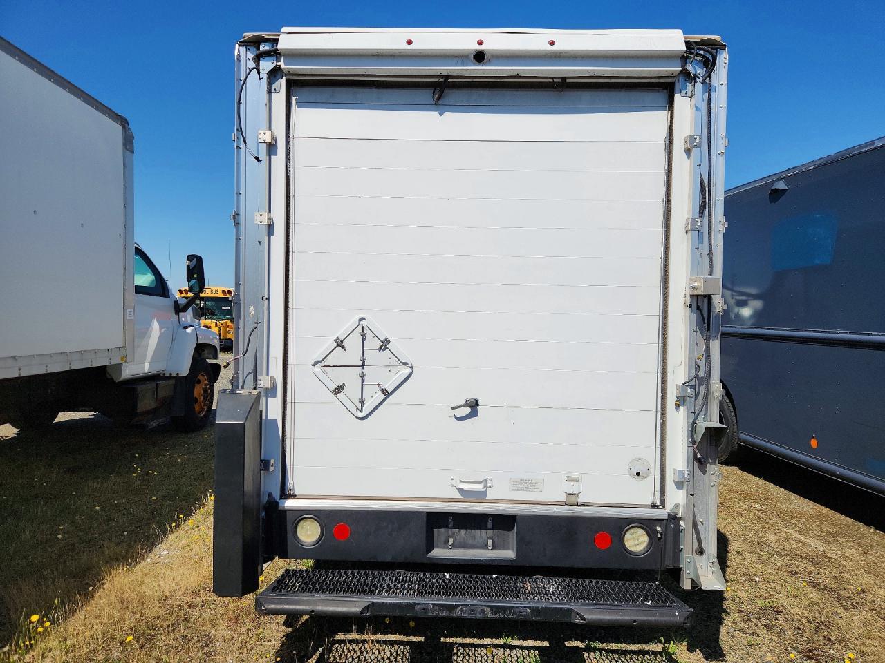 ISUZU NPR
