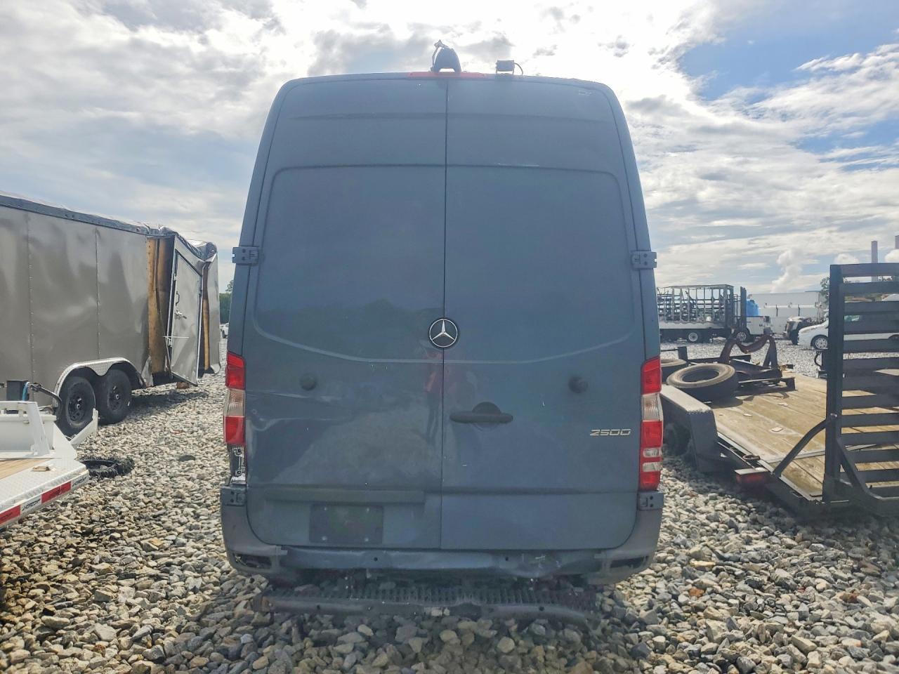 2018 MERCEDES-BENZ SPRINTER — фото 6