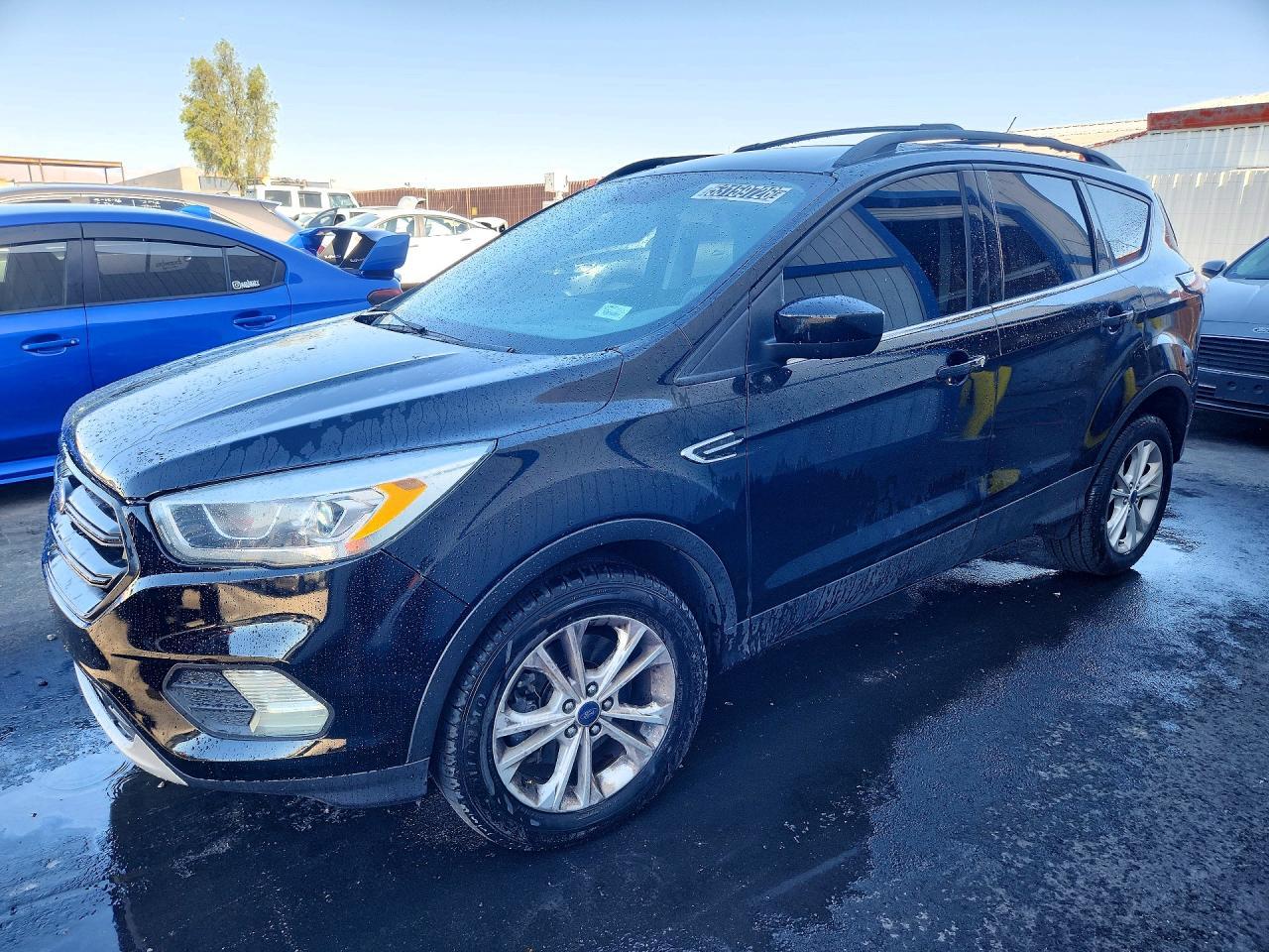 2017 FORD ESCAPE — фото 1