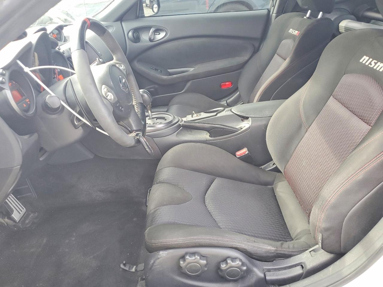 NISSAN 370Z