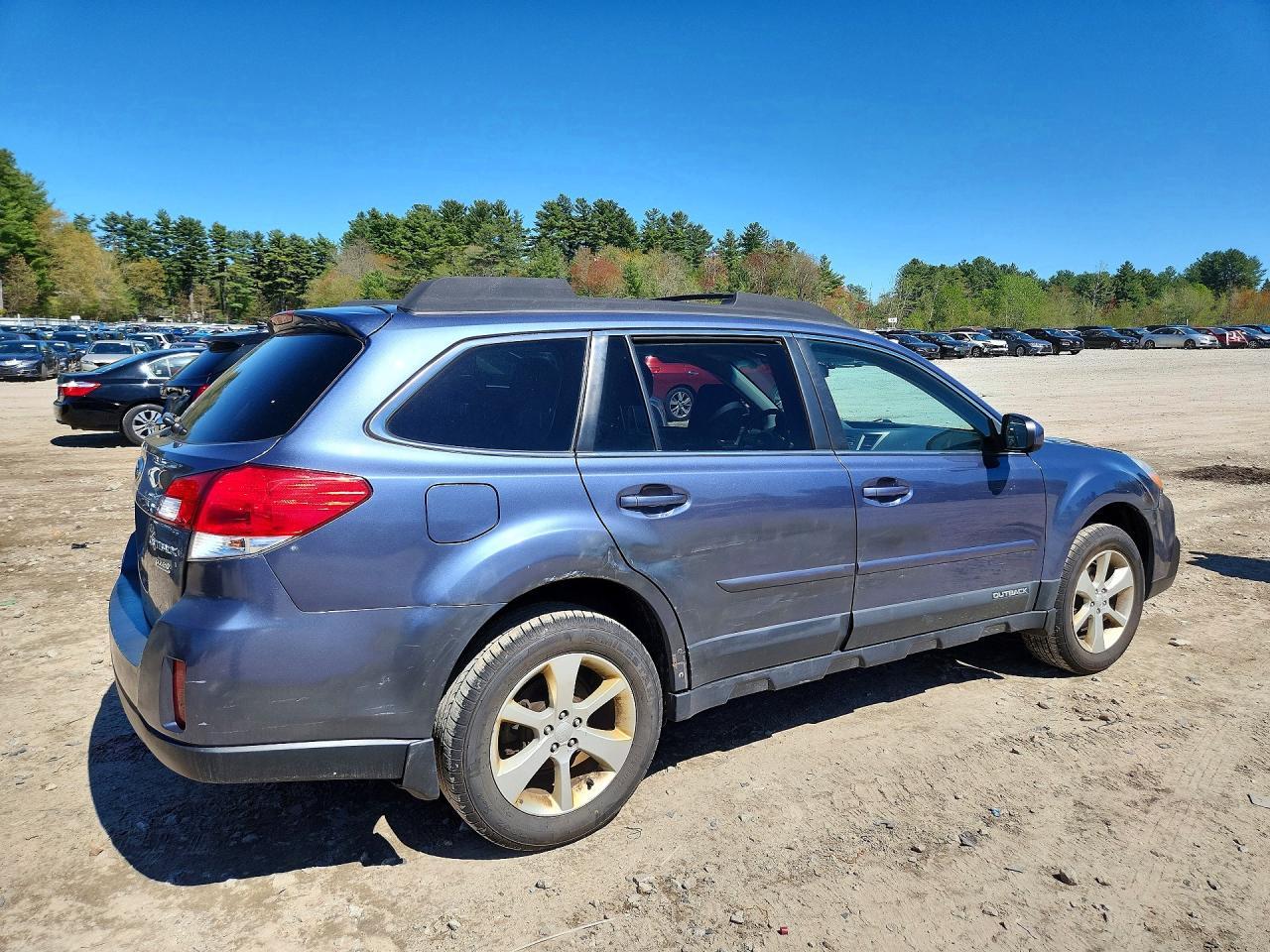 2013 SUBARU OUTBACK — фото 3
