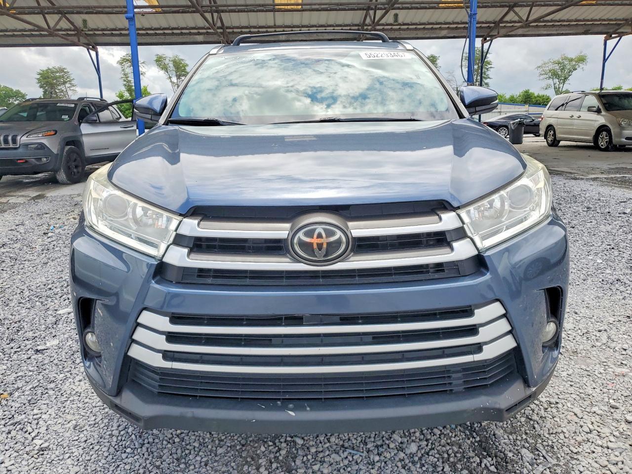 2019 TOYOTA HIGHLANDER — фото 5