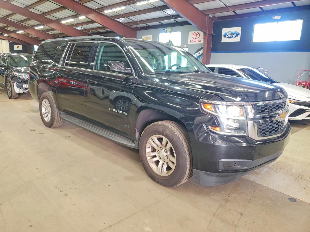 CHEVROLET SUBURBAN