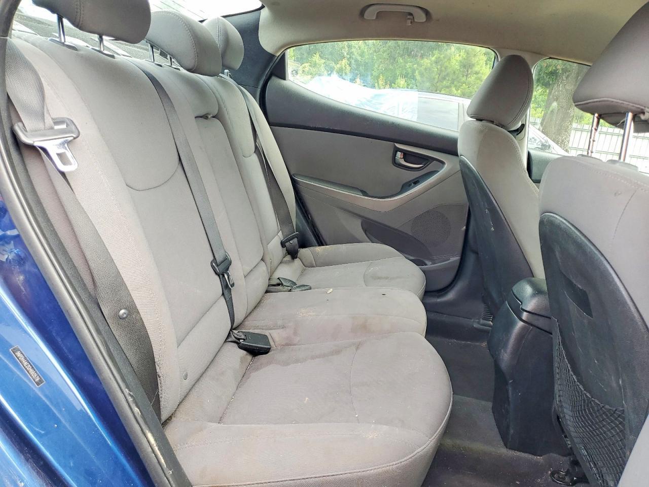 2016 HYUNDAI ELANTRA — фото 10