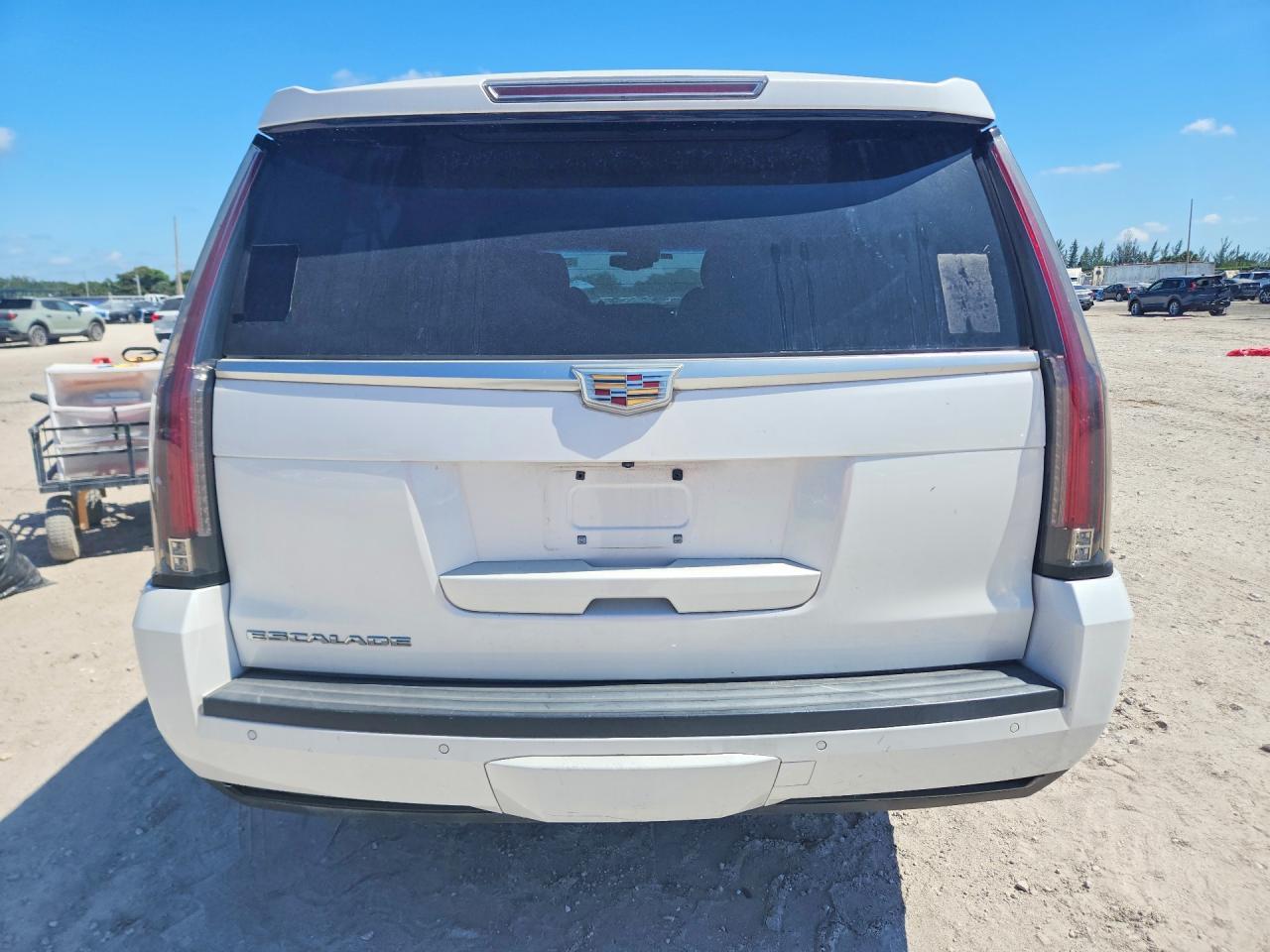 CADILLAC ESCALADE