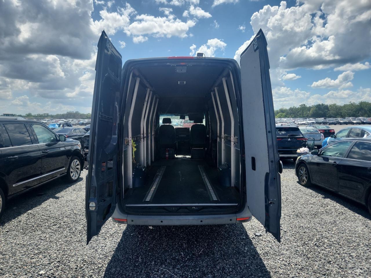 MERCEDES-BENZ SPRINTER
