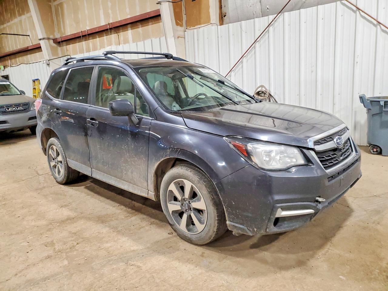 2017 SUBARU FORESTER — фото 4