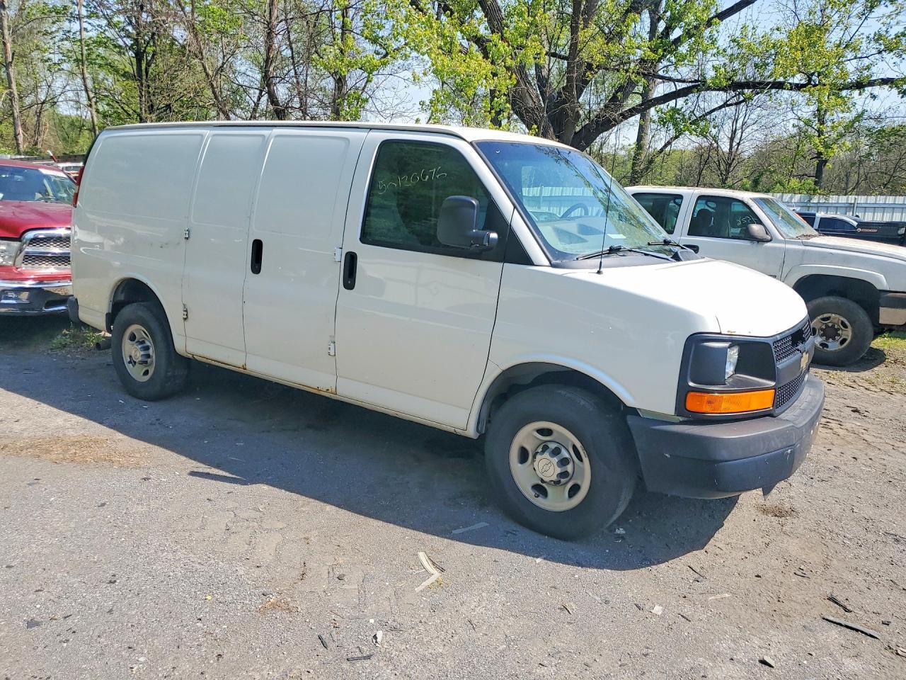 2016 CHEVROLET EXPRESS — фото 4
