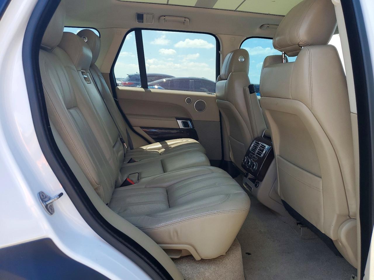 LAND ROVER RANGE ROVER