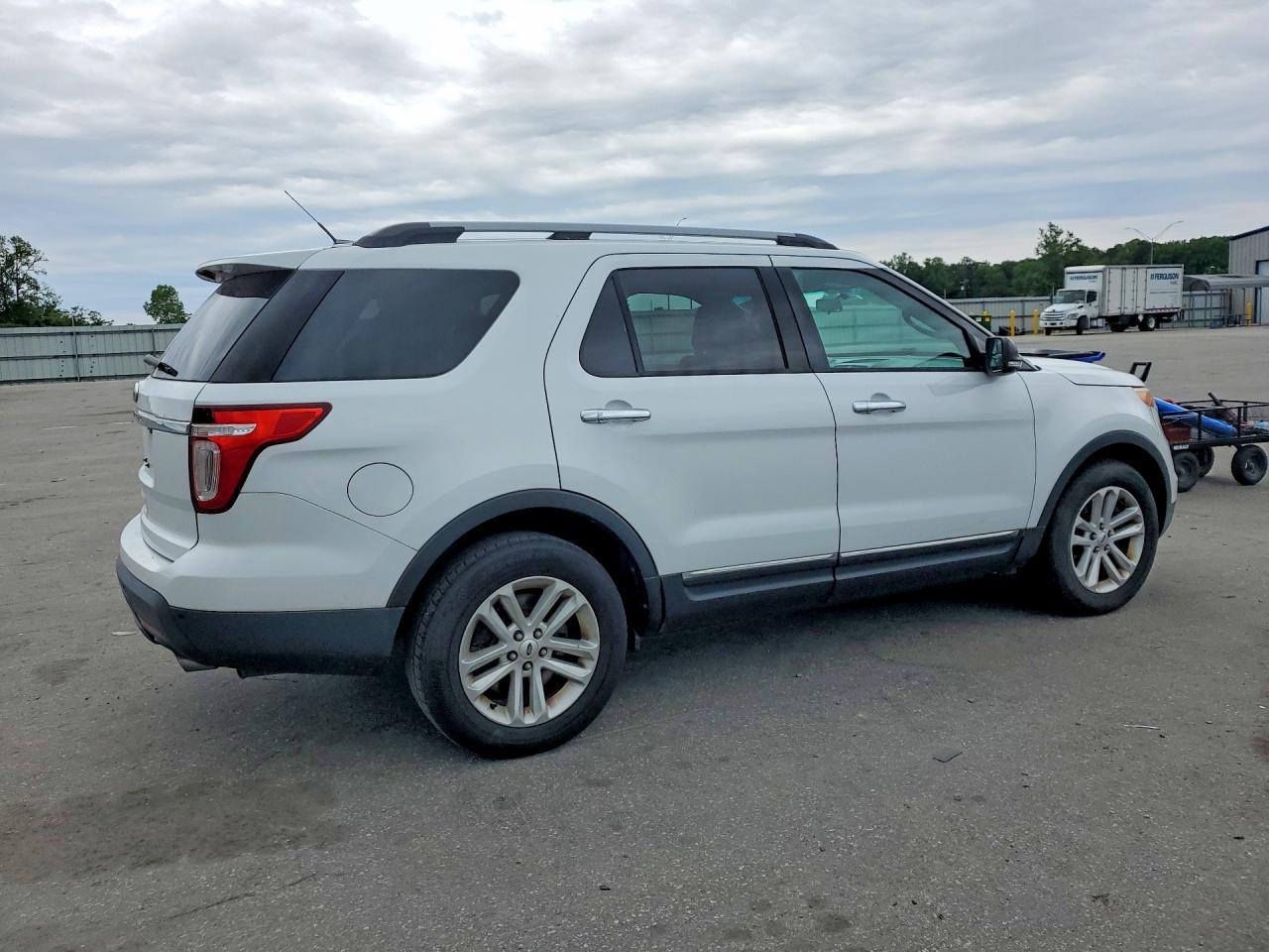 2015 FORD EXPLORER — фото 3