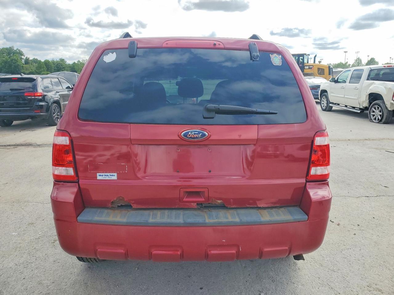 FORD ESCAPE