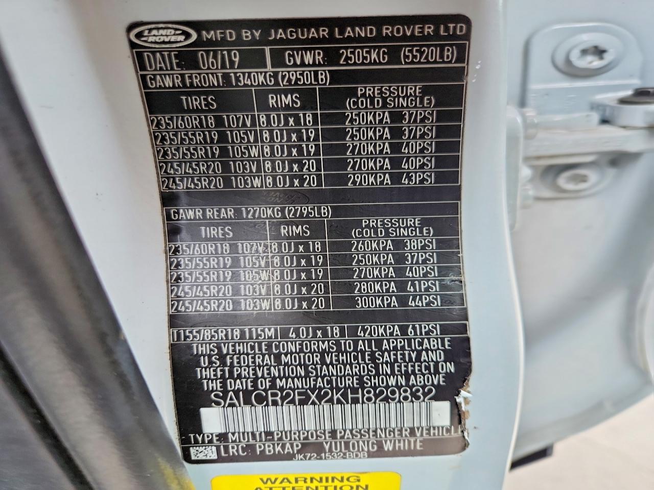 LAND ROVER DISCOVERY SPORT