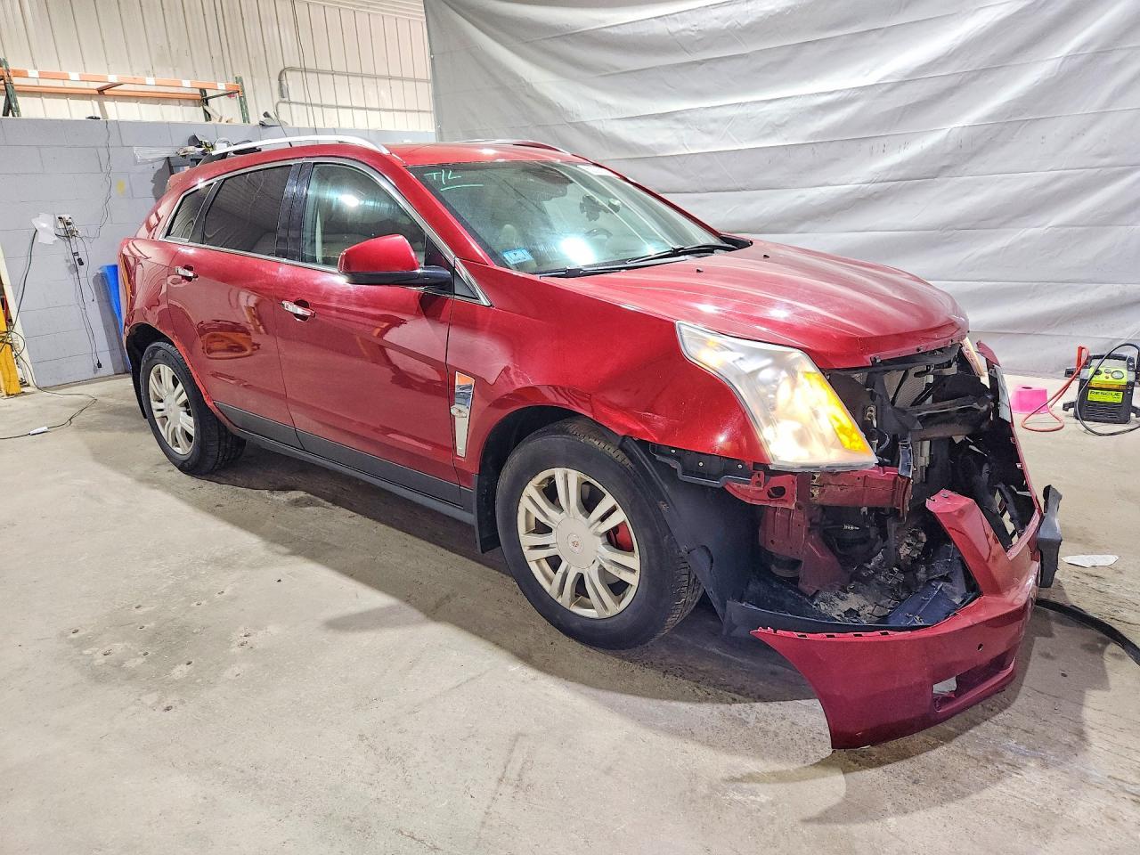 CADILLAC SRX