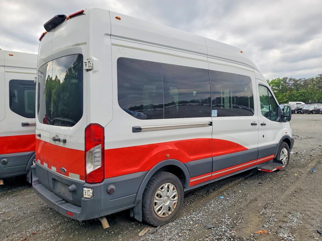 FORD TRANSIT