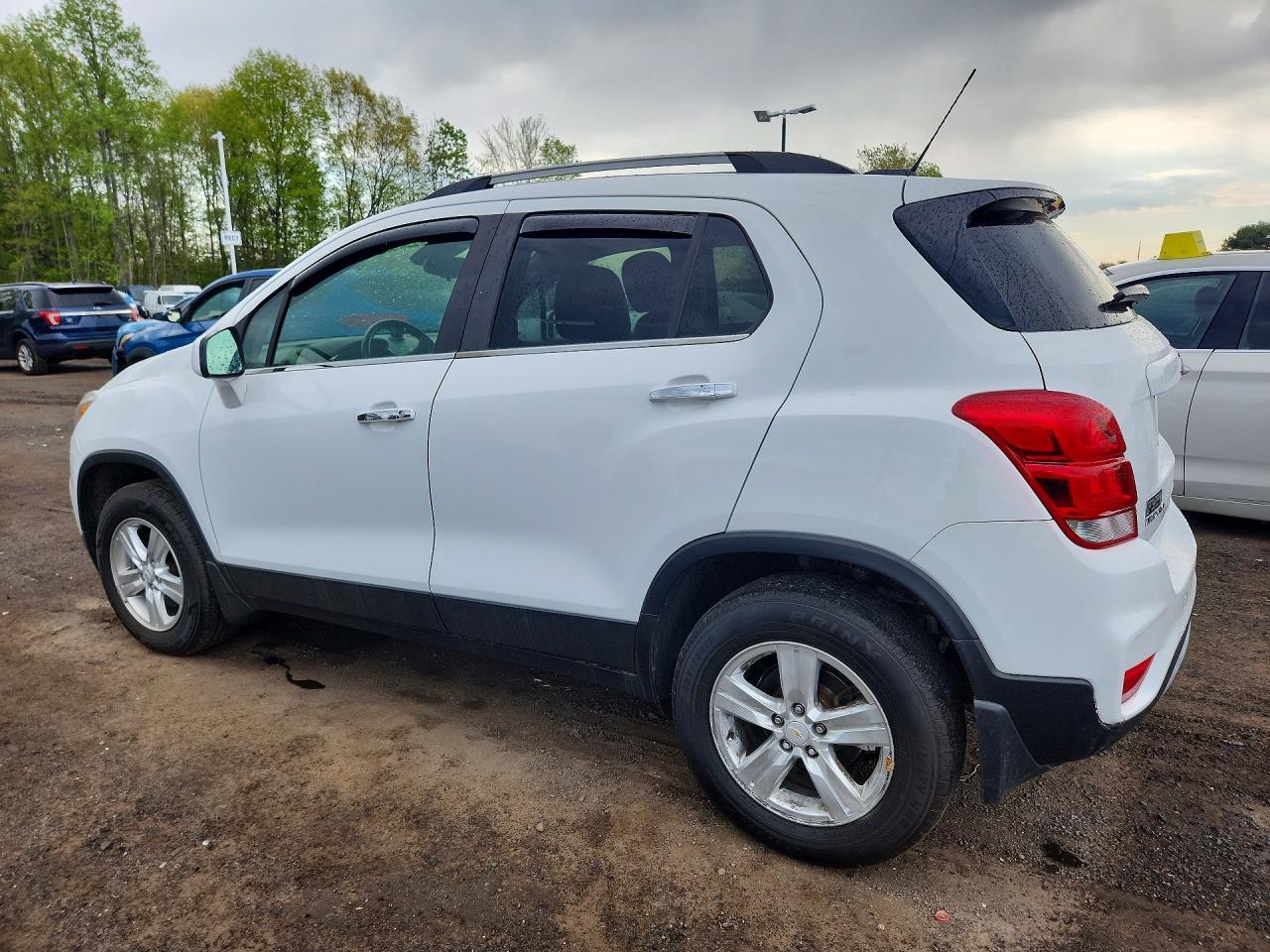 CHEVROLET TRAX