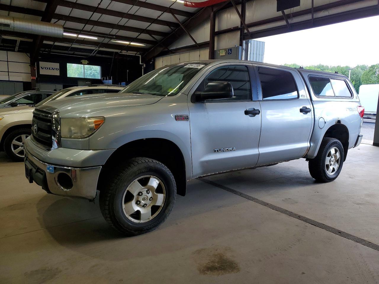 TOYOTA TUNDRA
