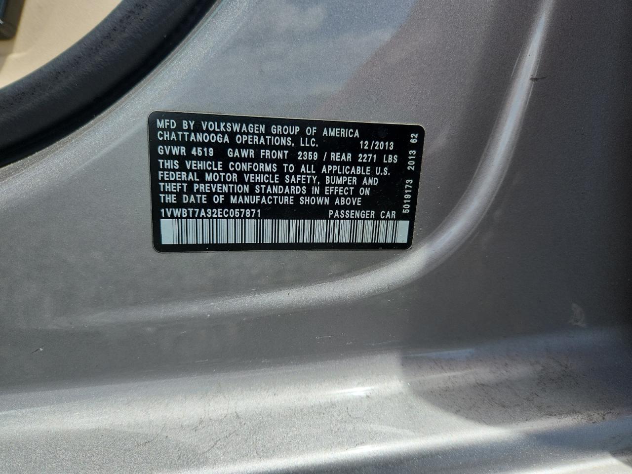 VOLKSWAGEN PASSAT