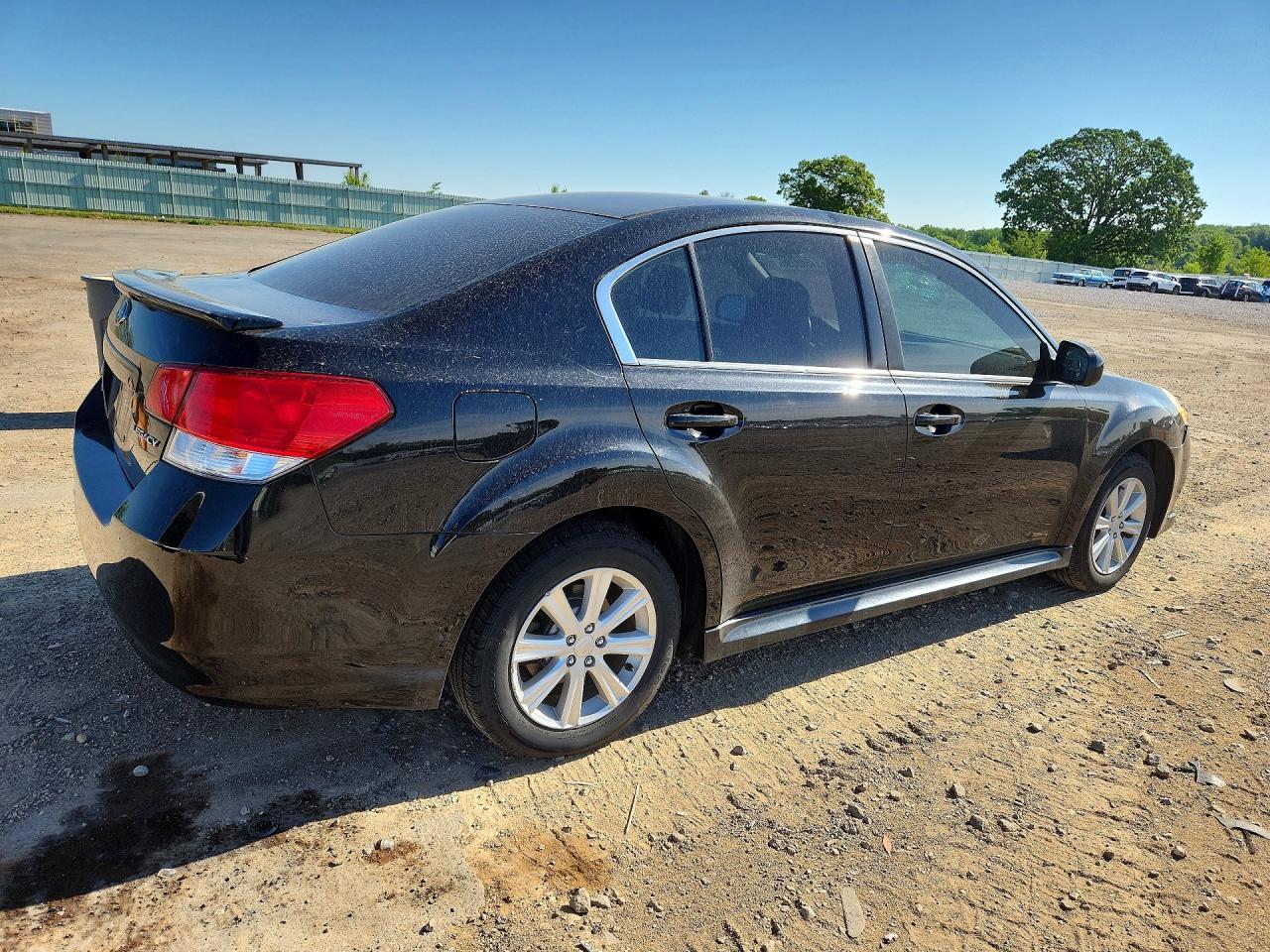 2010 SUBARU LEGACY — фото 3