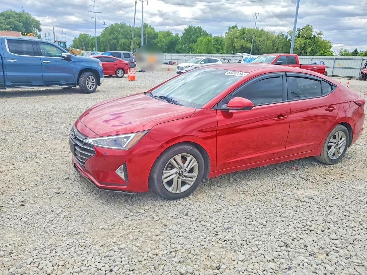 HYUNDAI ELANTRA