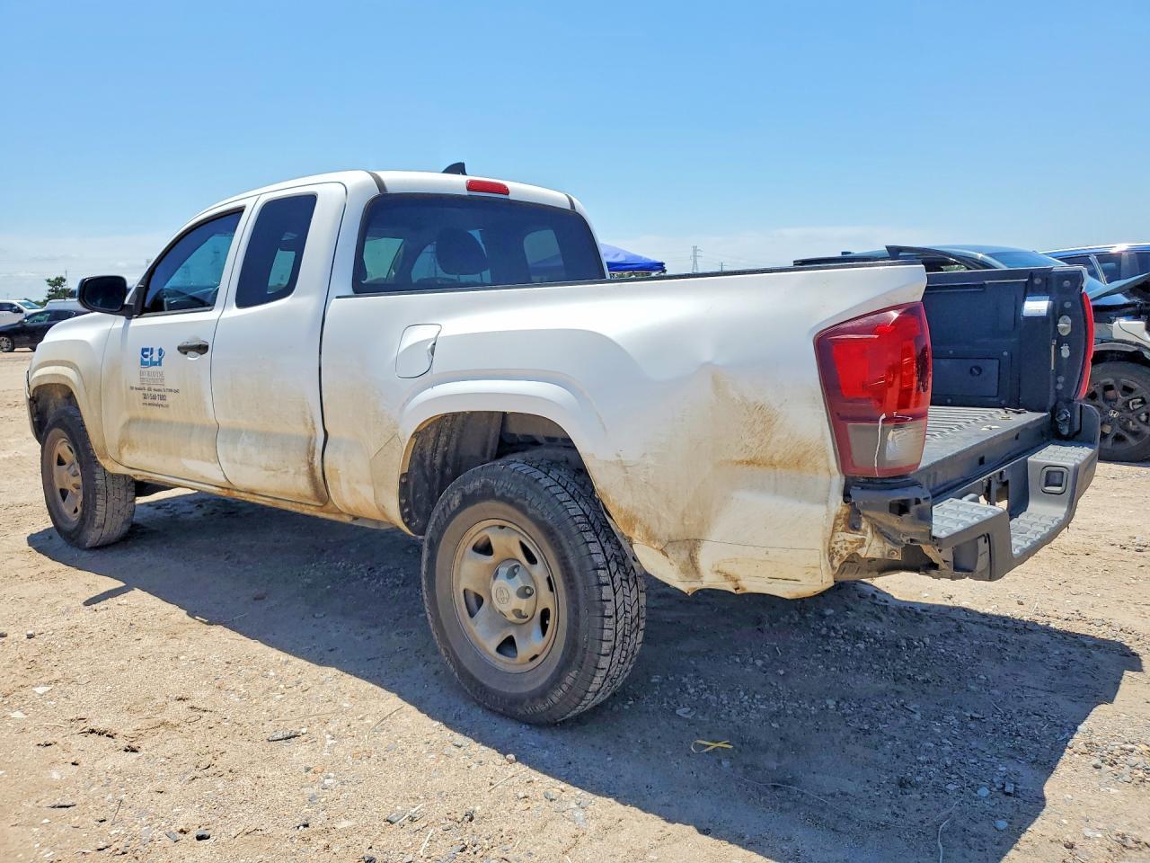 TOYOTA TACOMA