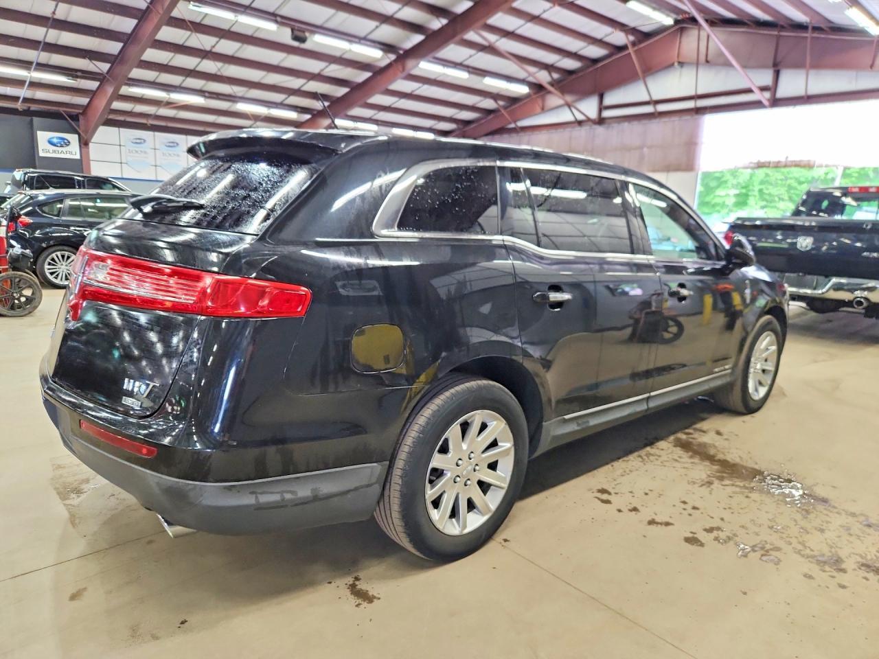 2014 LINCOLN MKT — фото 3