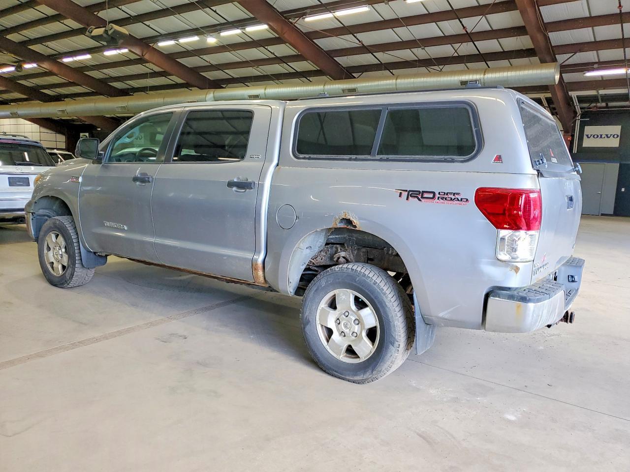 TOYOTA TUNDRA