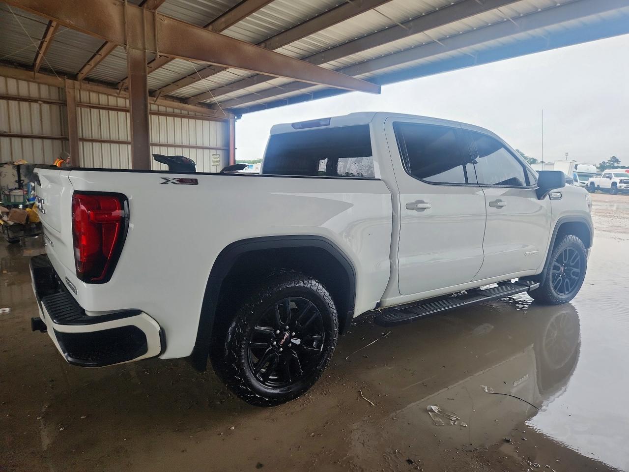 GMC SIERRA