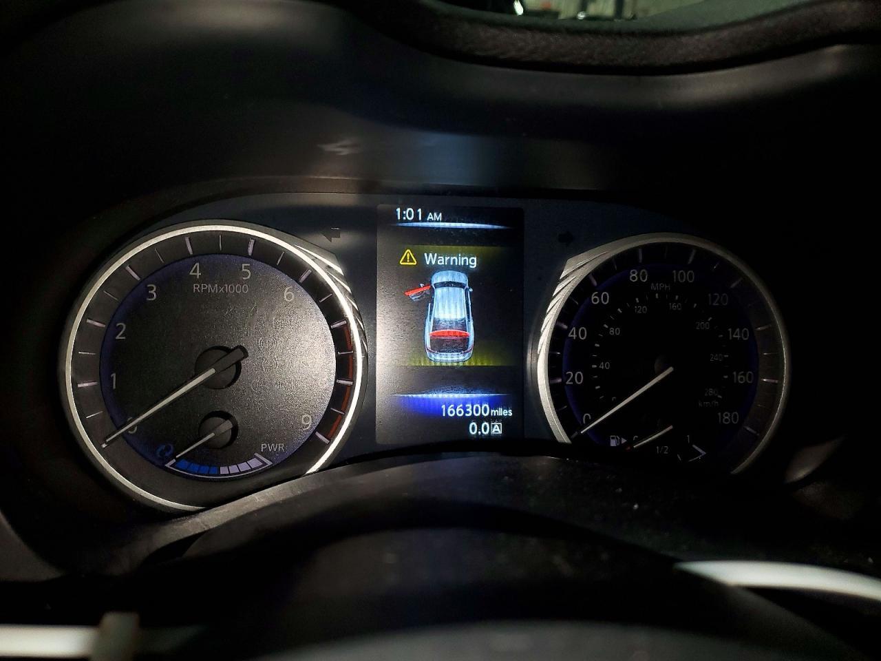 2015 INFINITI Q50 — фото 9