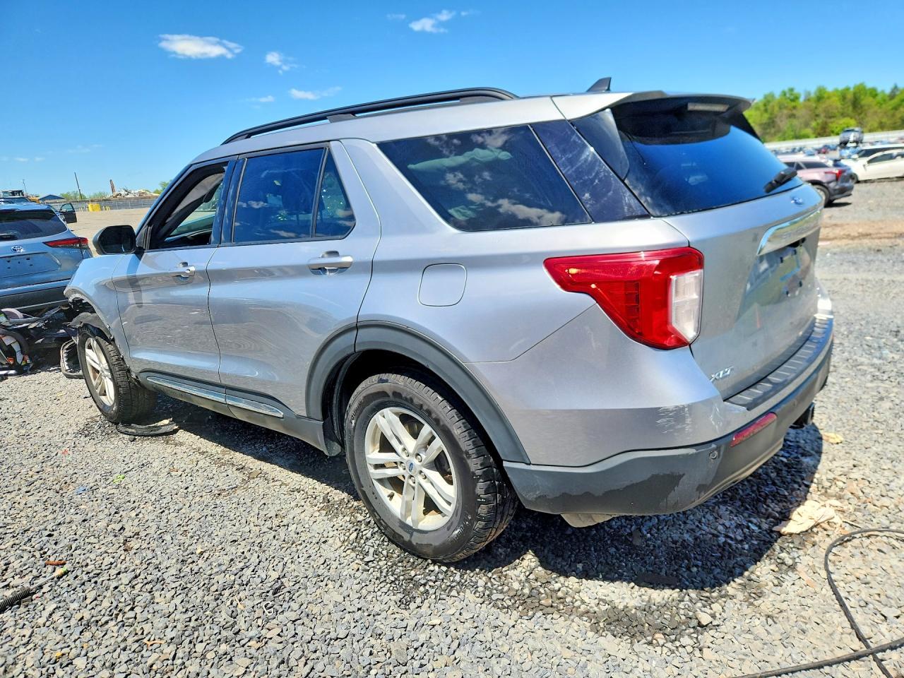 FORD EXPLORER