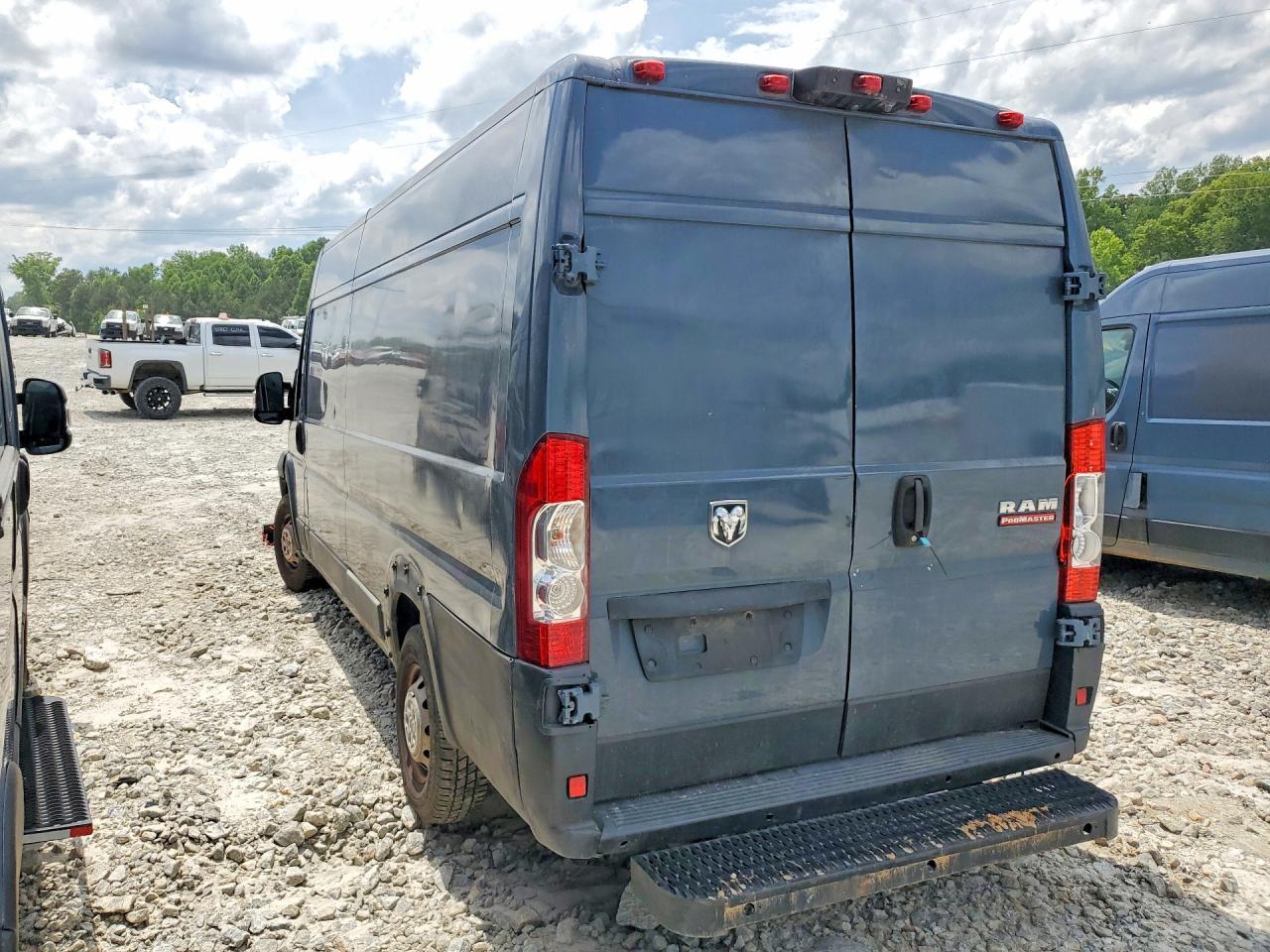 RAM PROMASTER 3500