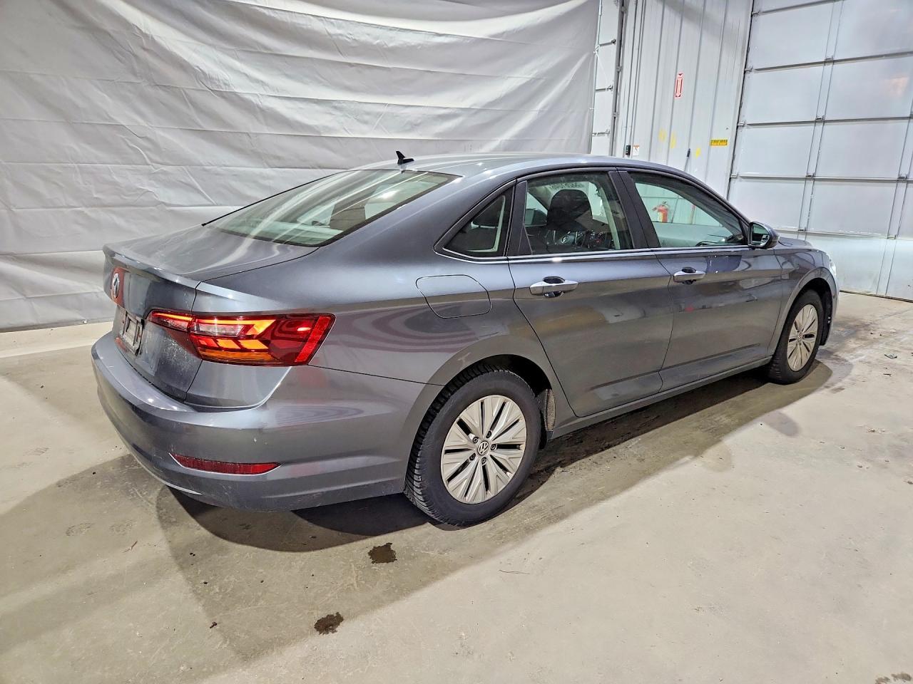 2019 VOLKSWAGEN JETTA — фото 3