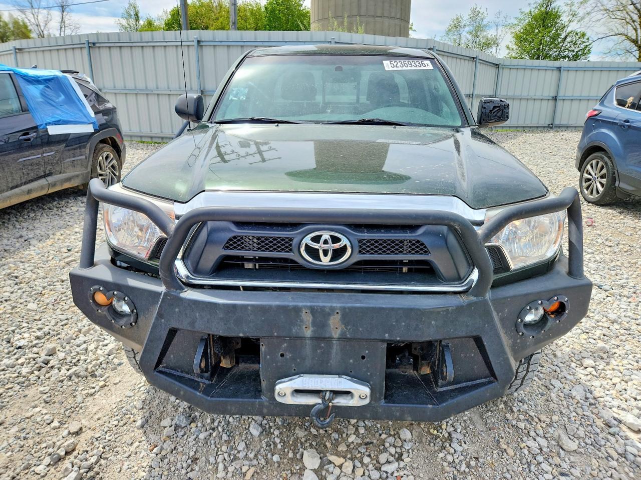 TOYOTA TACOMA