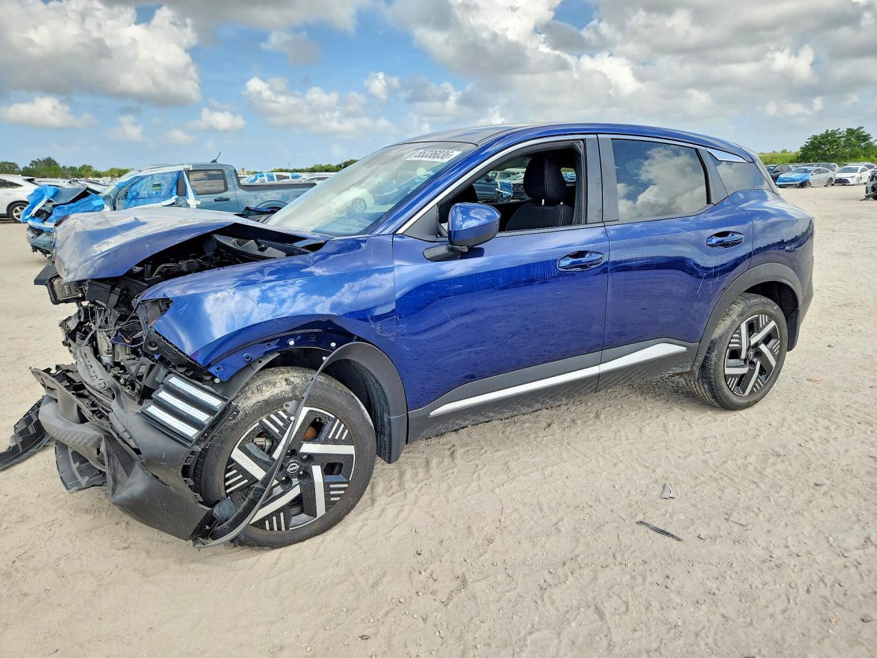 2025 NISSAN KICKS — фото 1