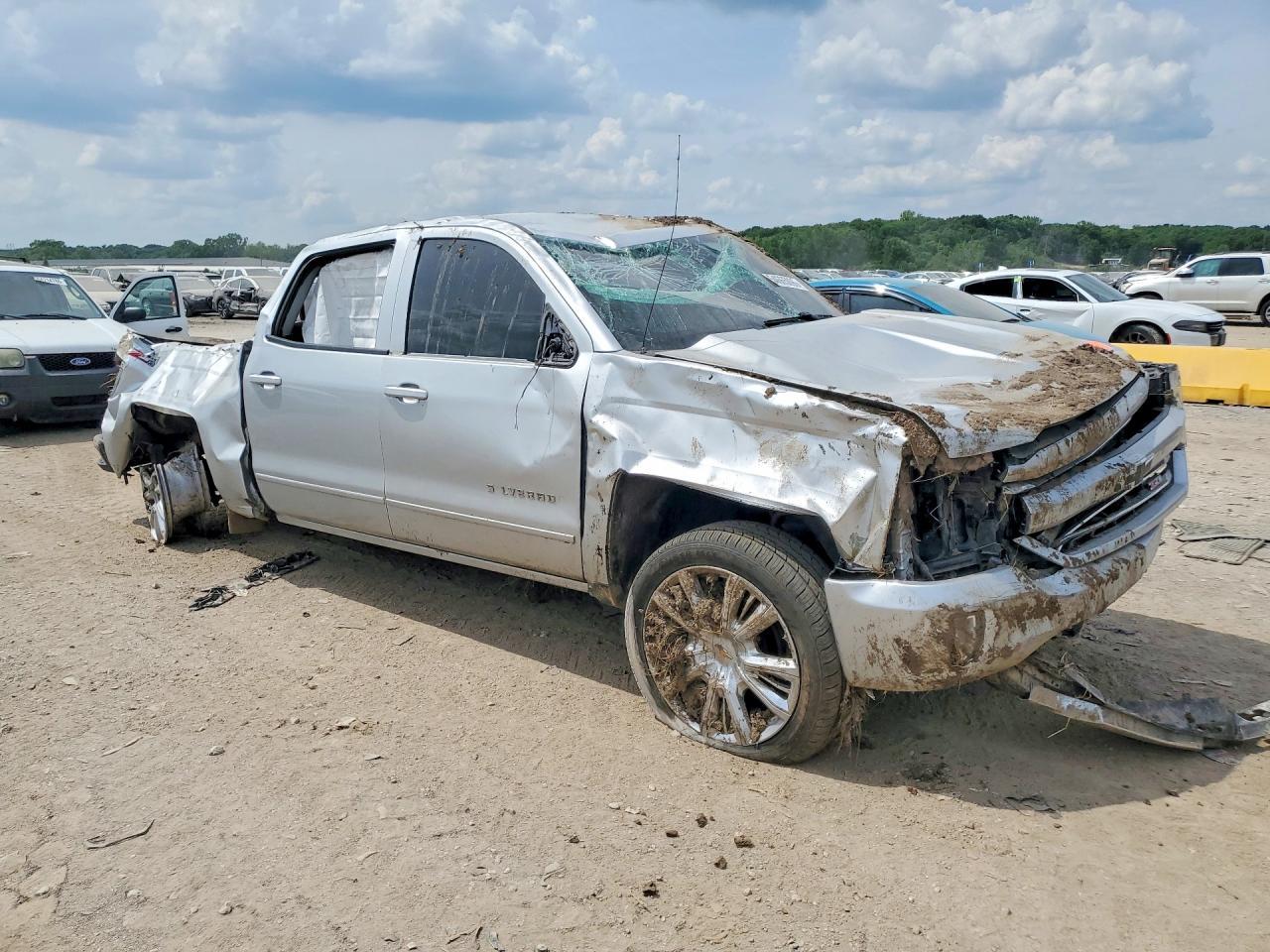 2018 CHEVROLET SILVERADO 1500 — фото 4