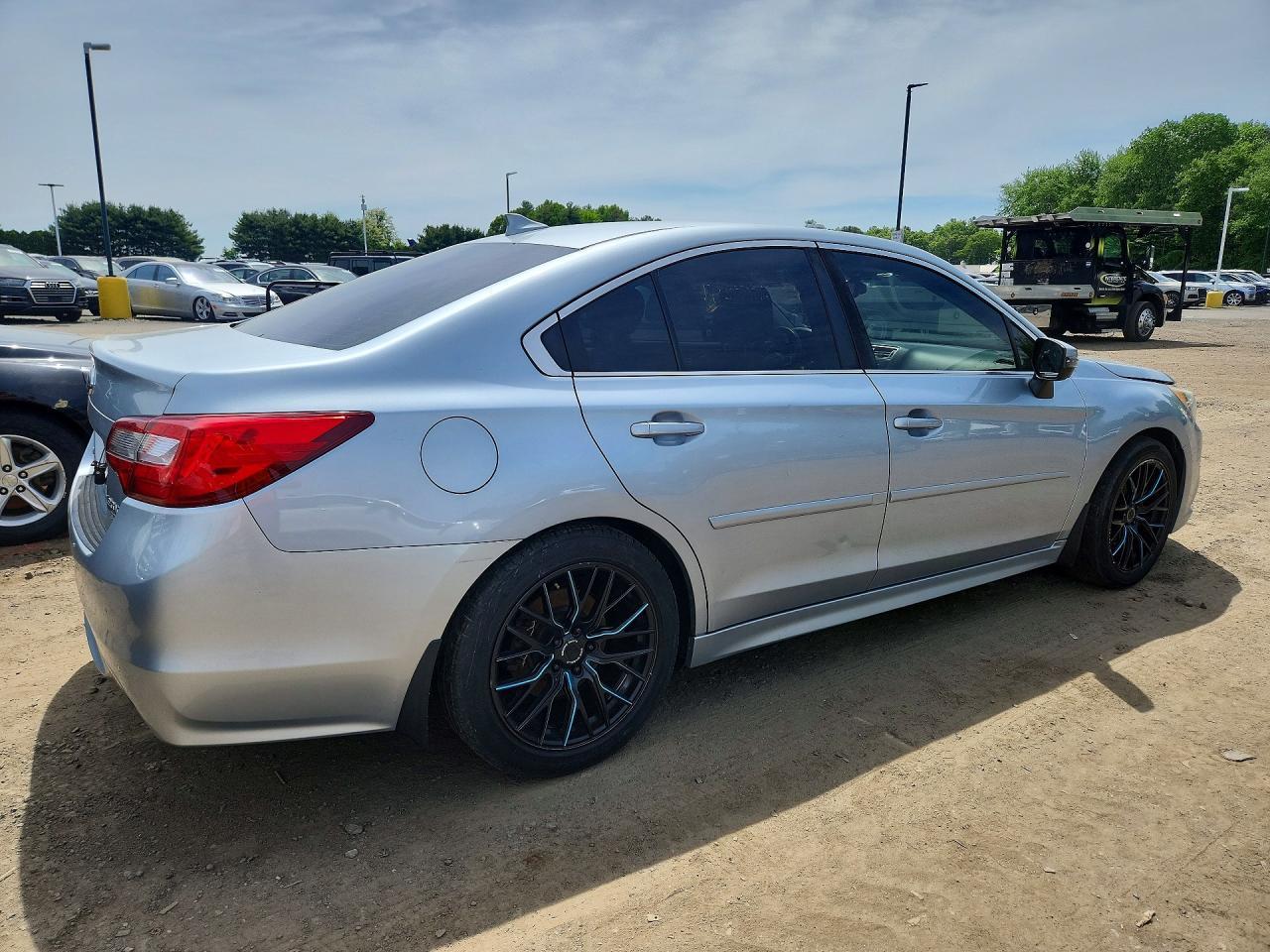SUBARU LEGACY