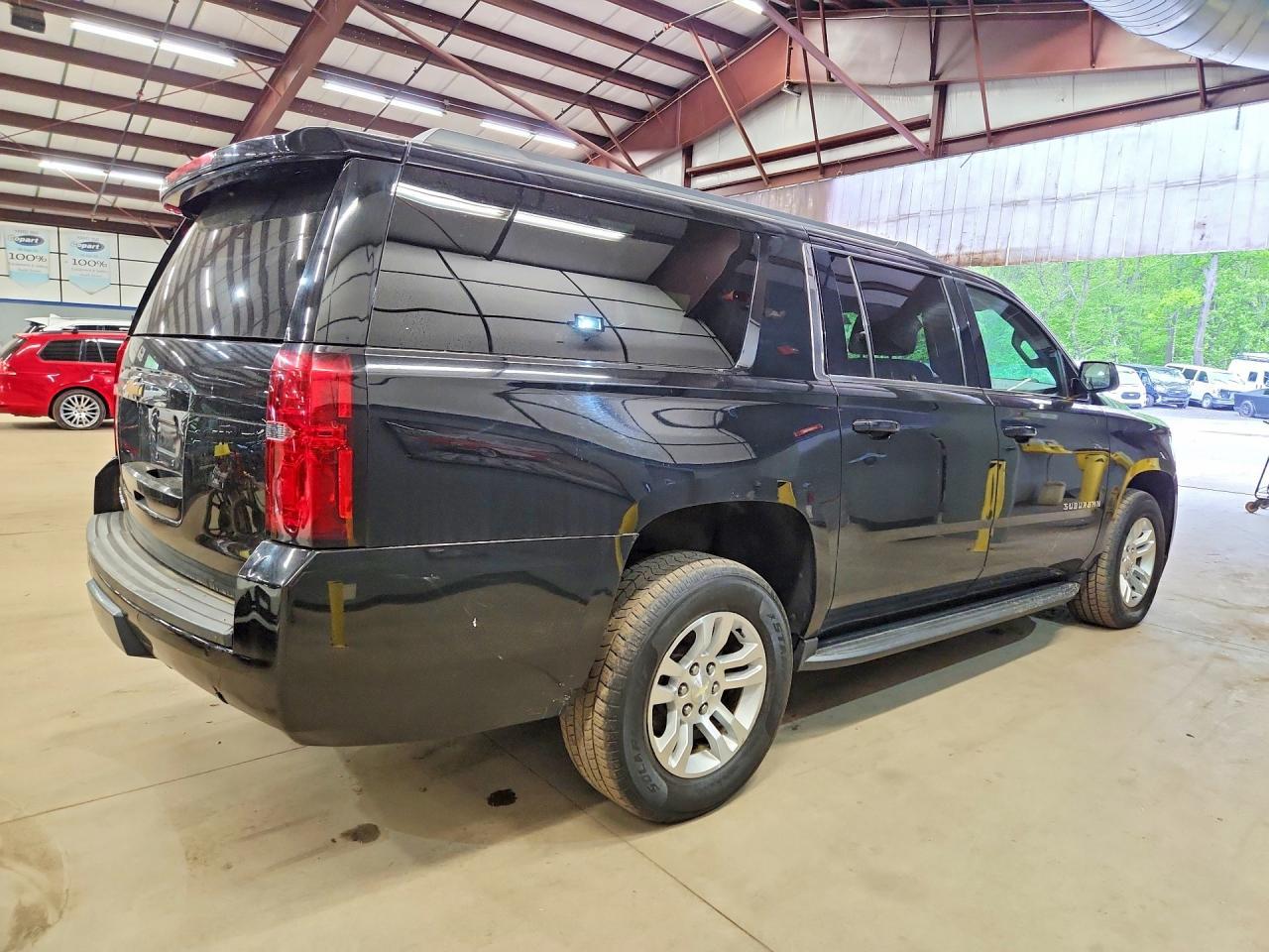 CHEVROLET SUBURBAN