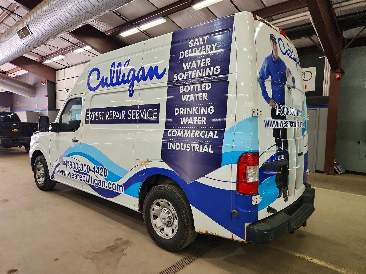 NISSAN NV2500