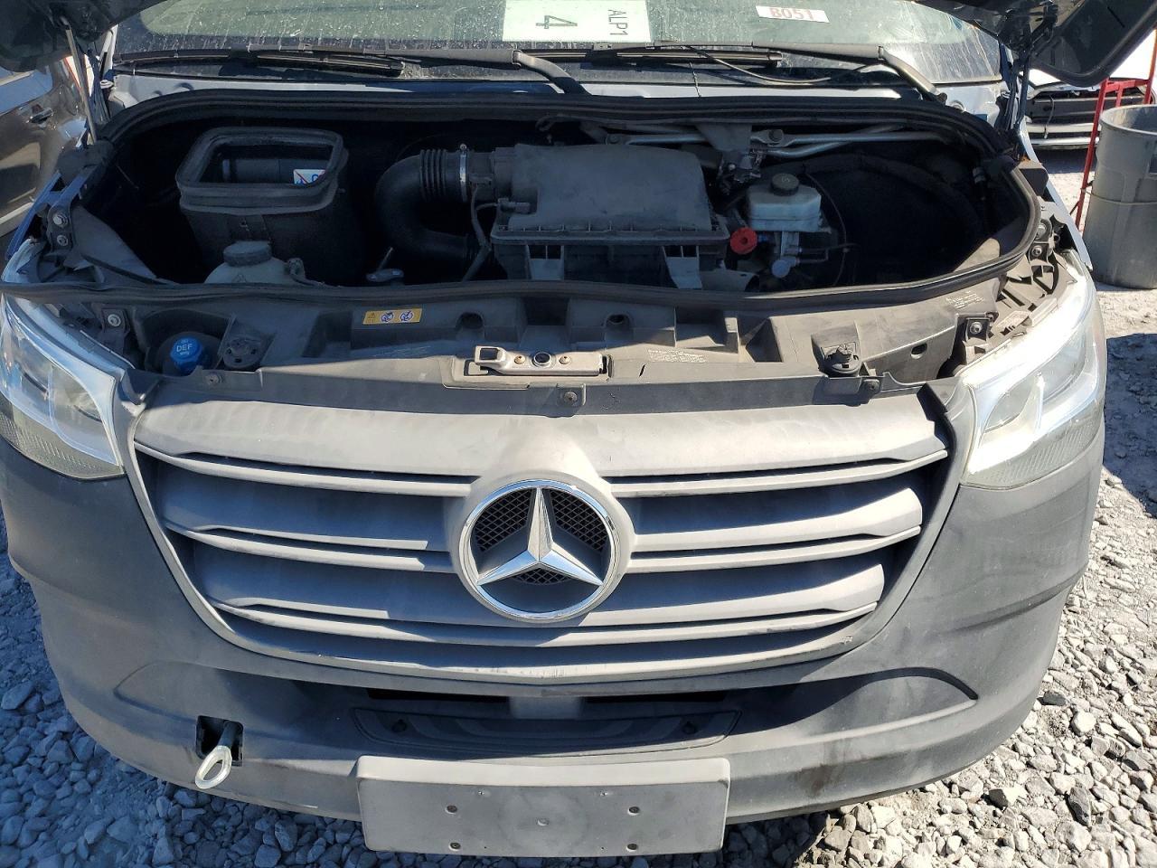 MERCEDES-BENZ SPRINTER