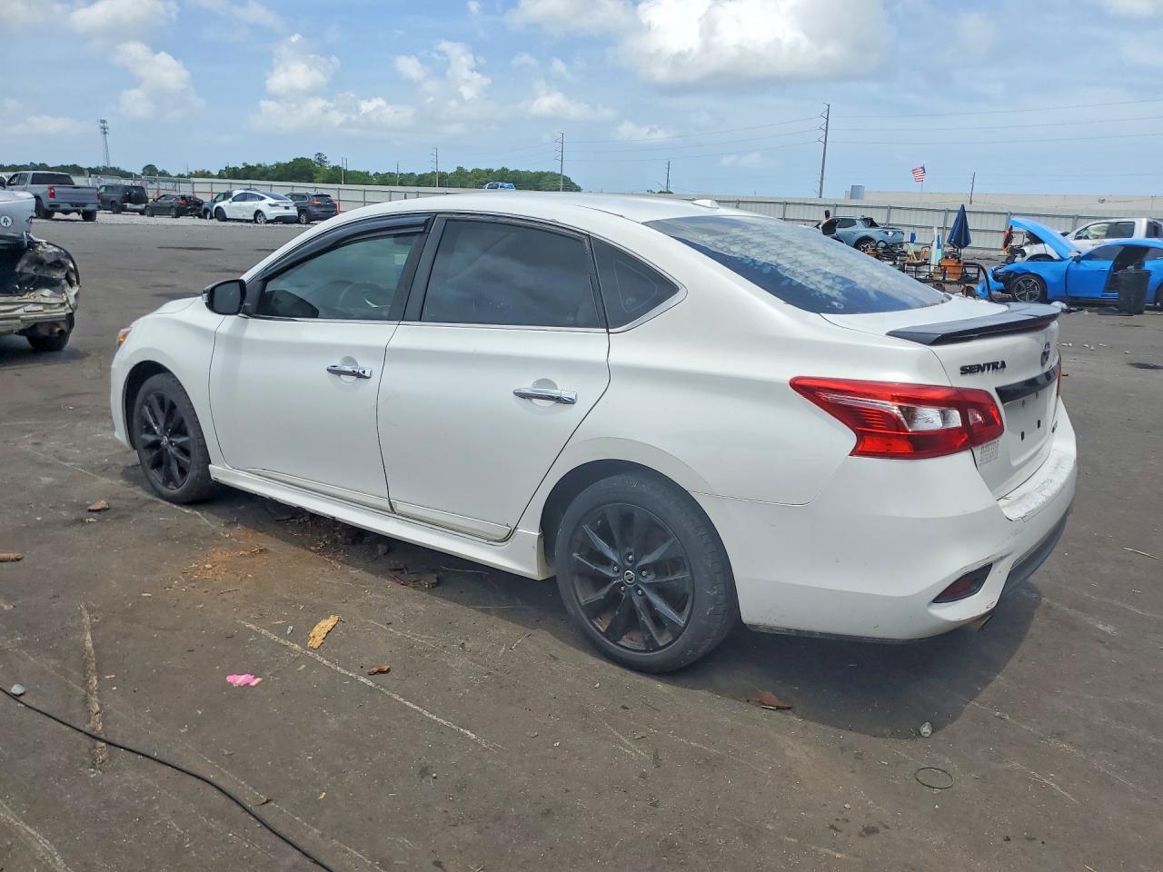 2018 NISSAN SENTRA — фото 2