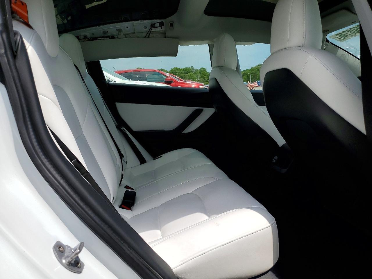 2020 TESLA MODEL 3 — фото 11