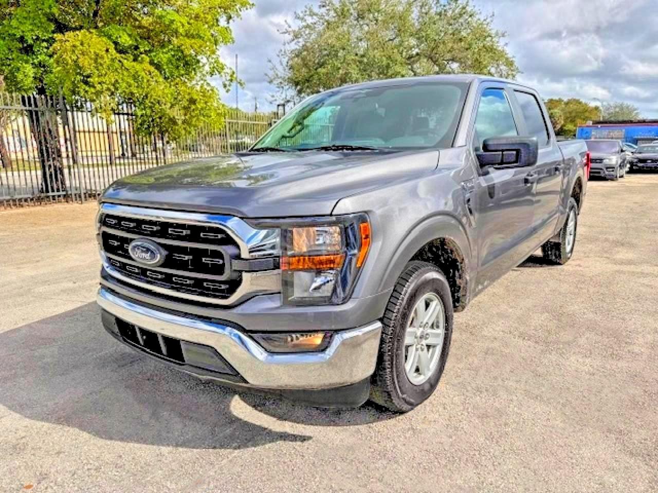 FORD F-150