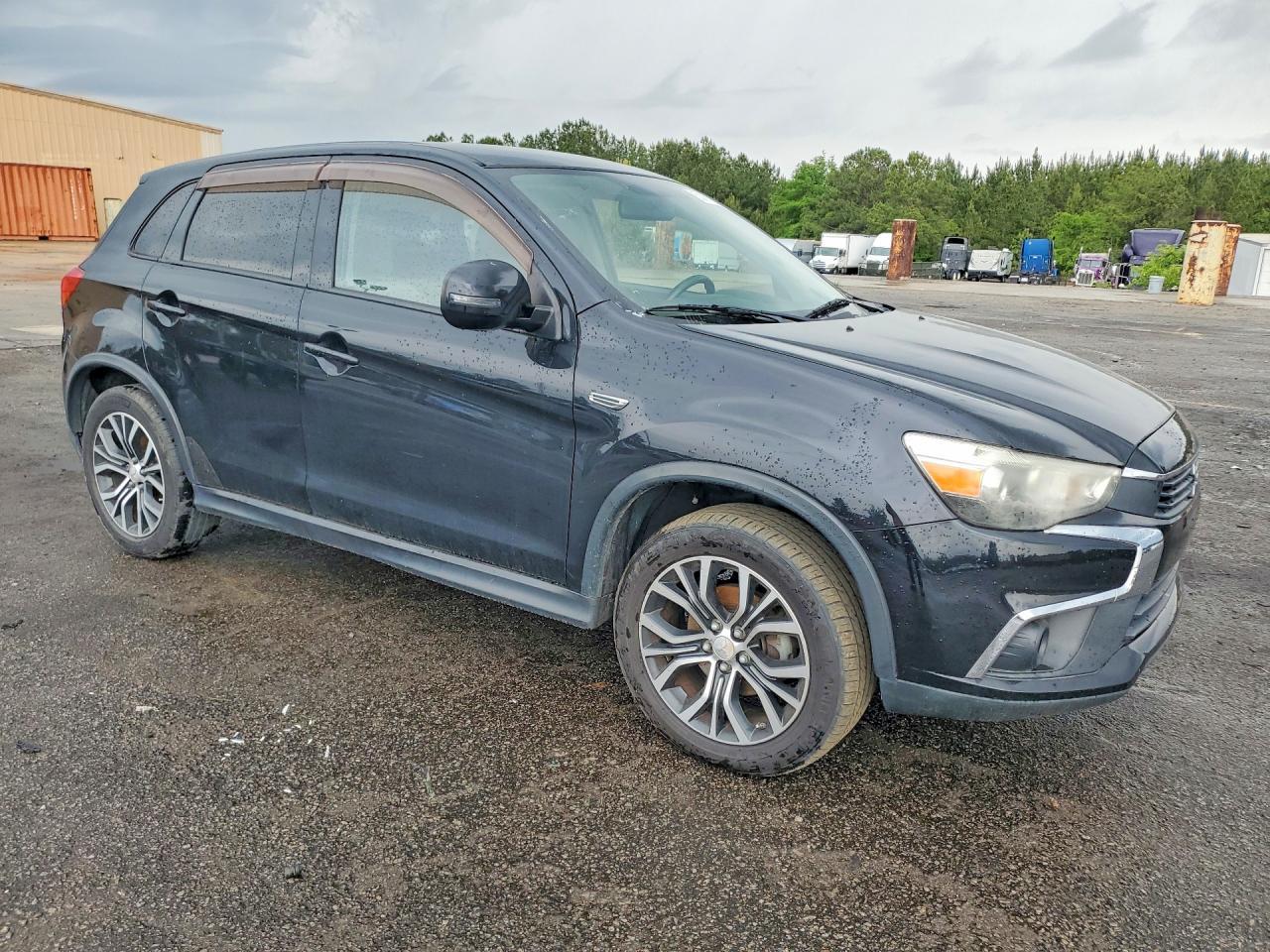 MITSUBISHI OUTLANDER SPORT