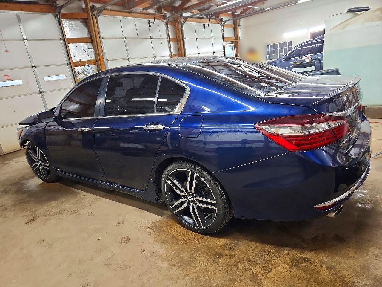 2017 HONDA ACCORD — фото 2