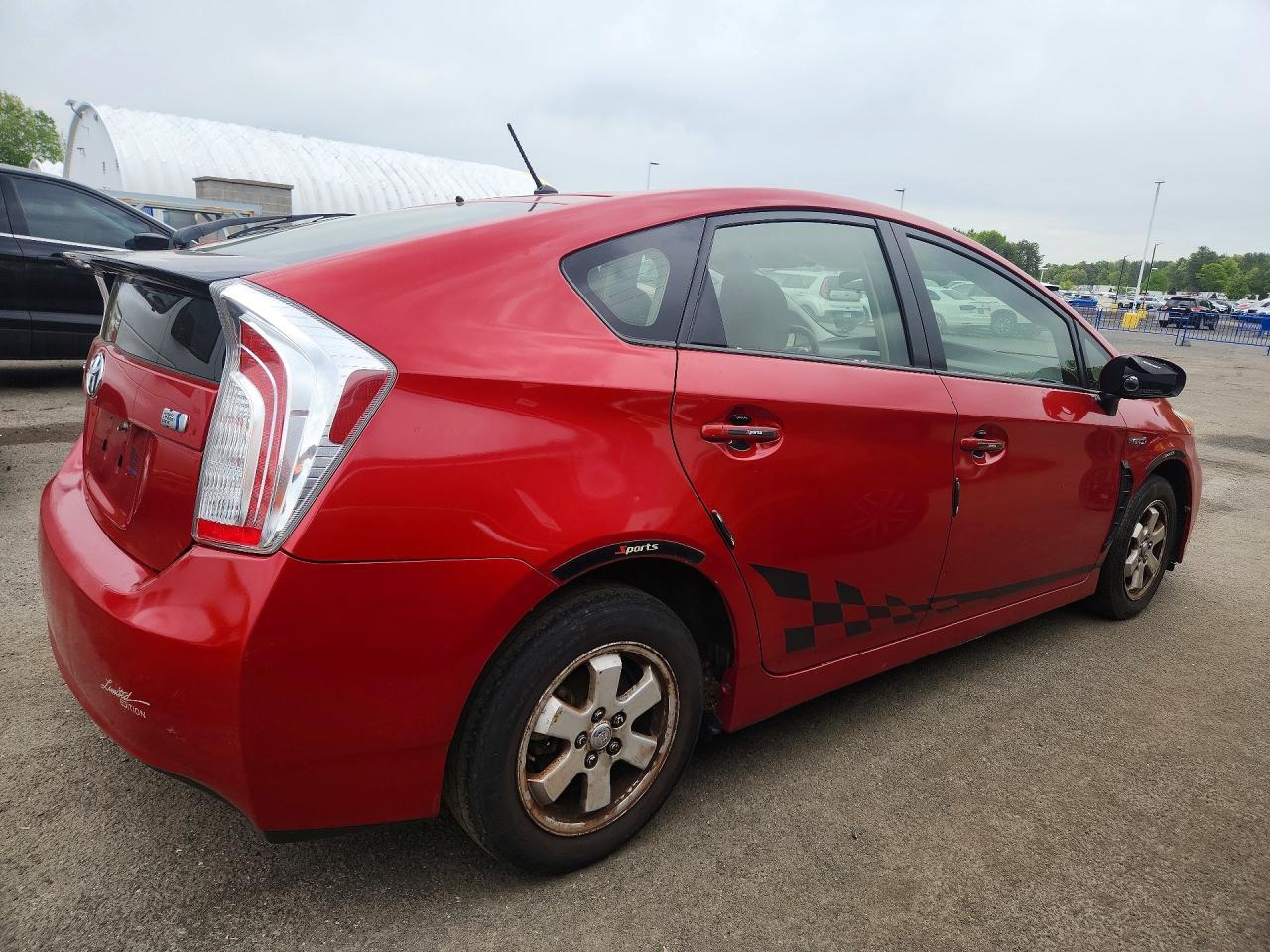 TOYOTA PRIUS