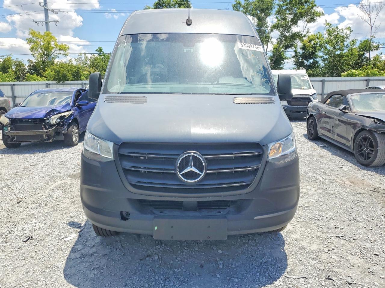 MERCEDES-BENZ SPRINTER