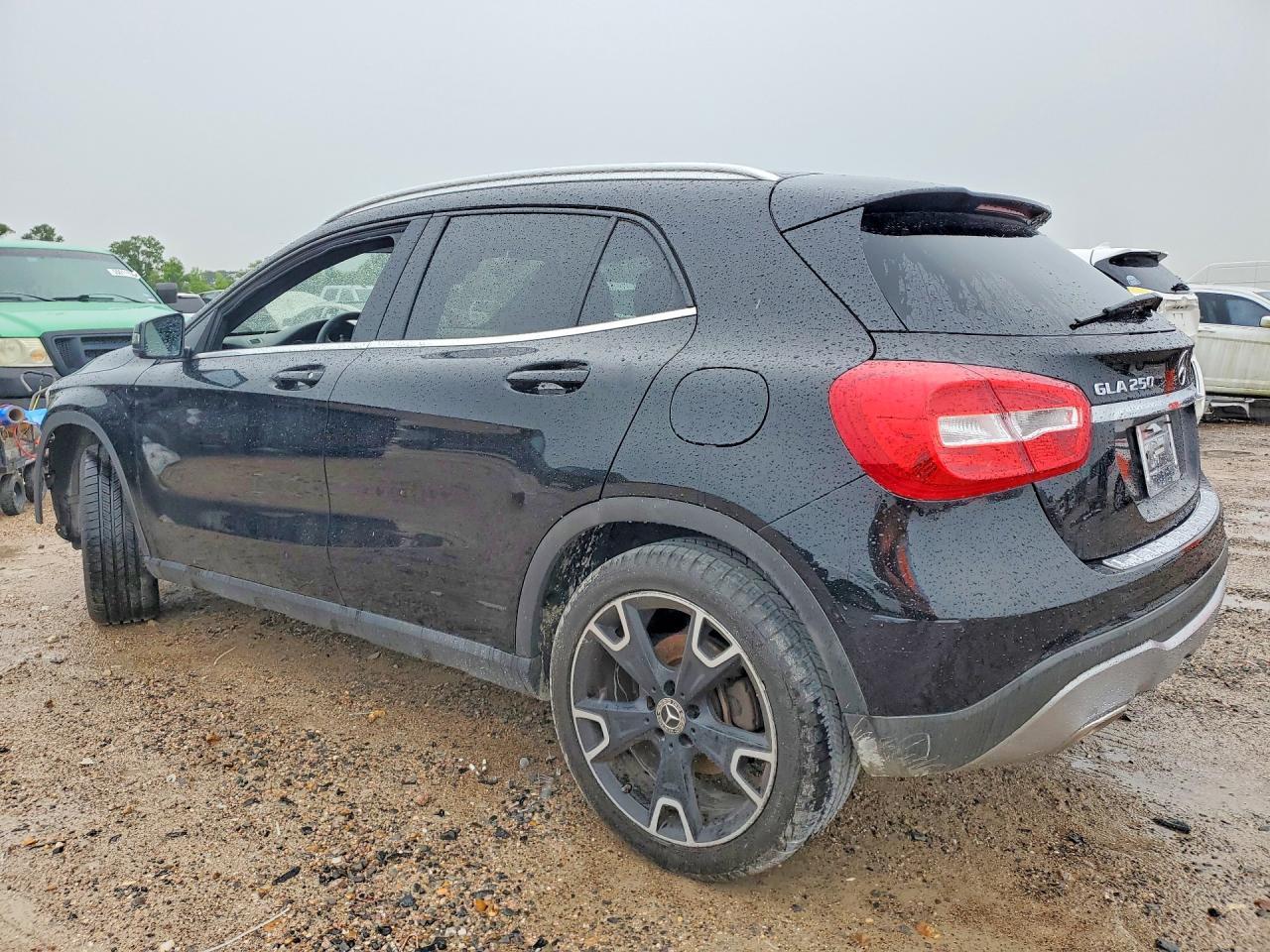 2019 MERCEDES-BENZ GLA-CLASS — фото 2