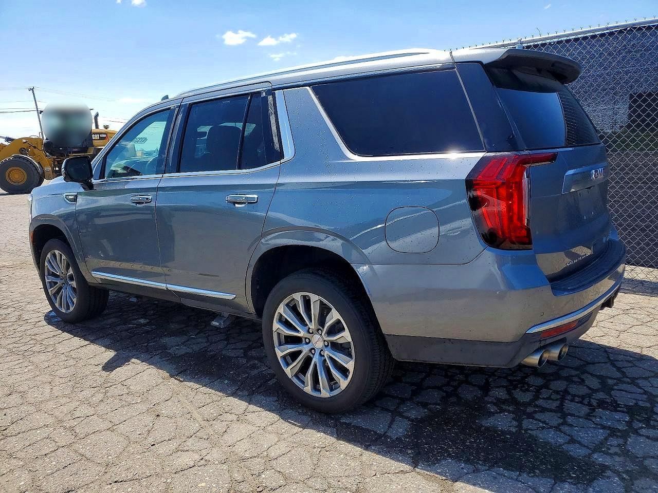 GMC YUKON