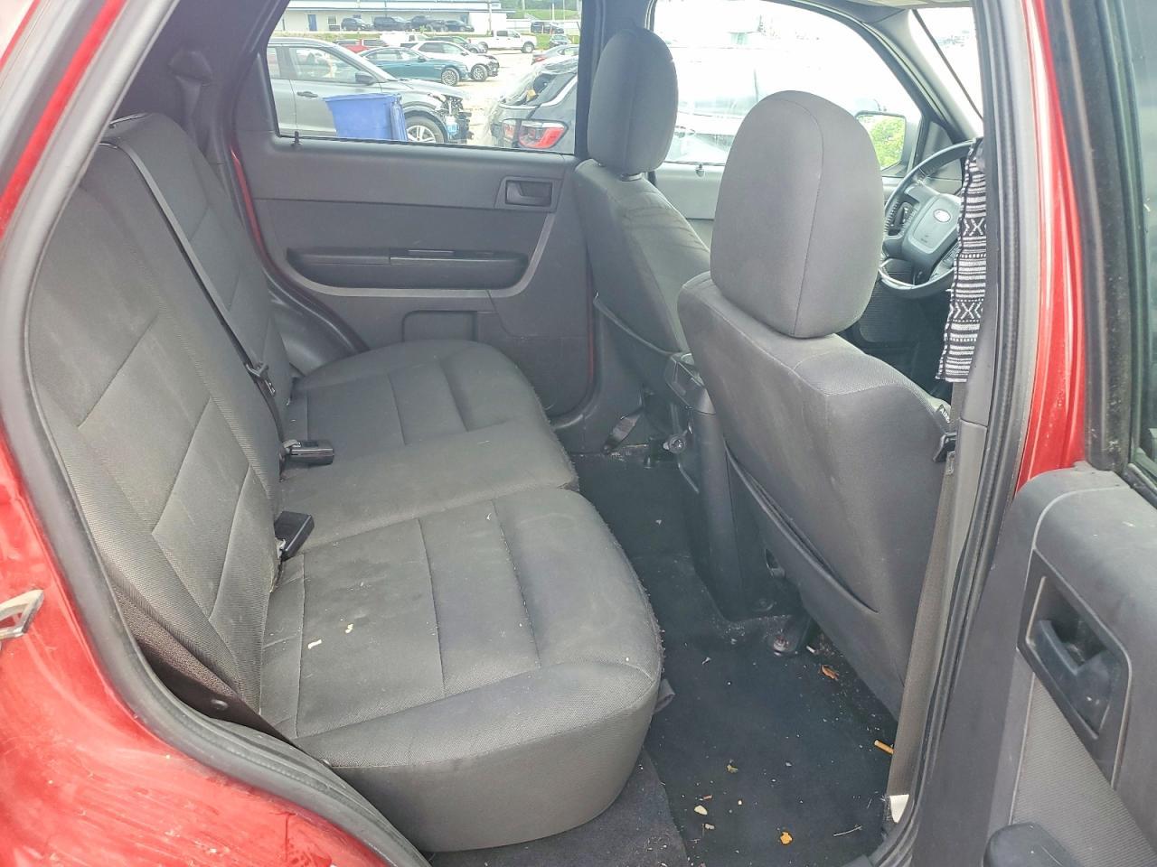 FORD ESCAPE