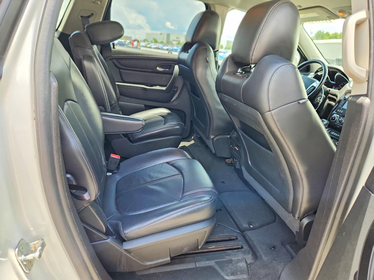2015 CHEVROLET TRAVERSE — фото 11