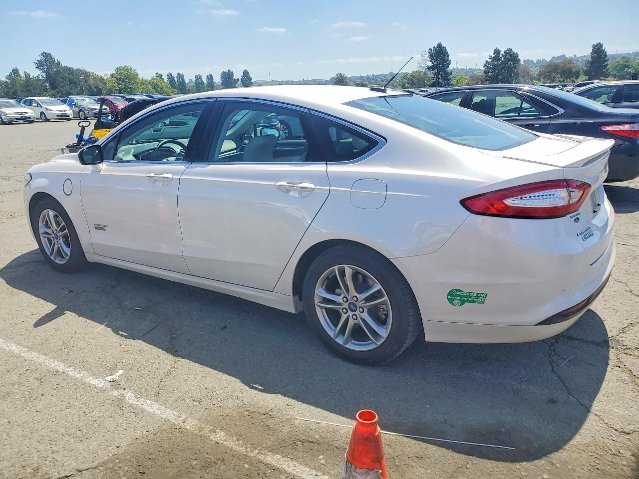 FORD FUSION HYBRID